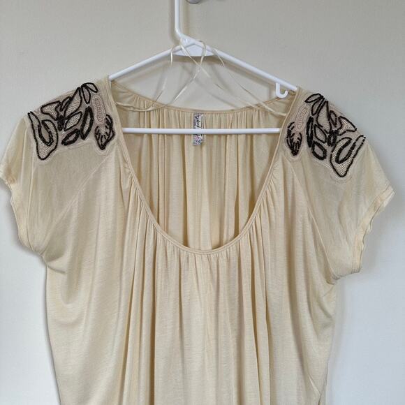 Free People Beaded Embellished Shoulder Oversized Top Scoop Neck SMALL - Picture 3 of 12